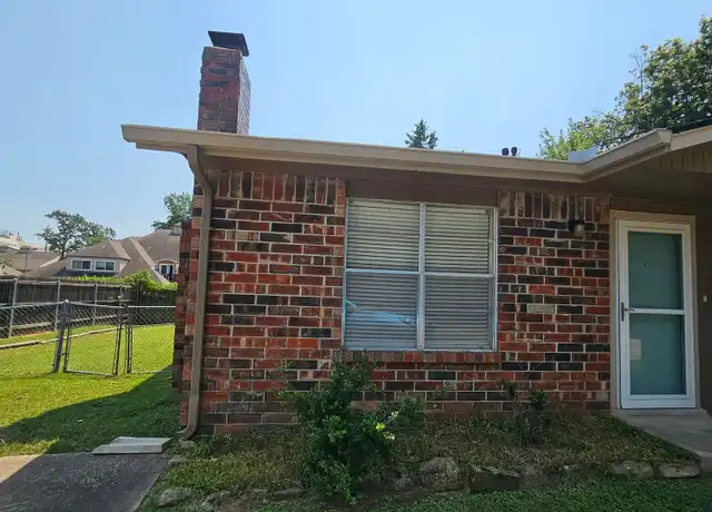 Property at 3220 E 47th St Unit 3228, Tulsa, OK, 74105, 2 beds, 1.5 baths, [object Object]