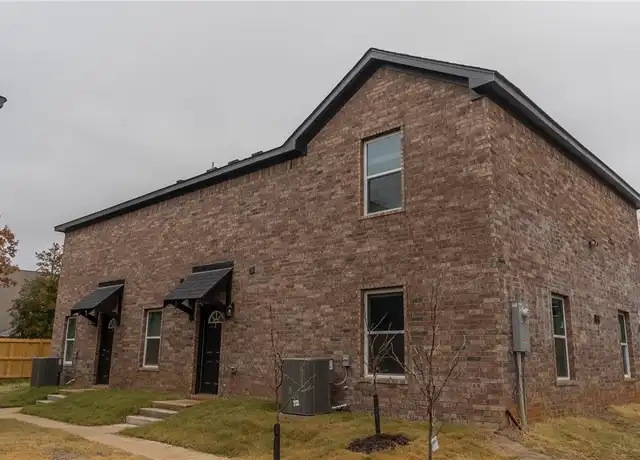 Property at 1350 N Porter Rd Unit 3, Fayetteville, AR, 72703, 1 bed, 1 bath, [object Object]