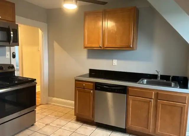 Property at 5533 Black St Unit 4, Pittsburgh, PA, 15206, 1 bed, 1 bath, [object Object]