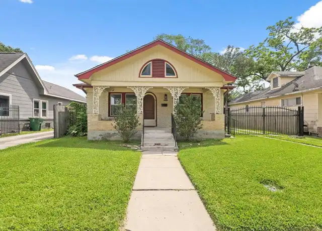 Property at 1531 Elliott St, Houston, TX, 77023, 2 beds, 1 bath, [object Object]