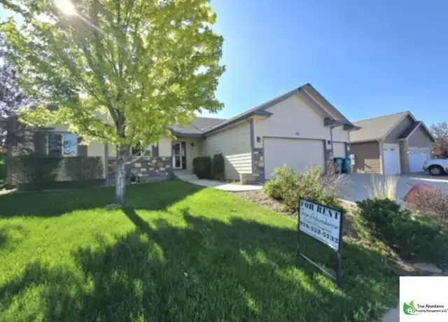 Property at 926 Cliffrose Way, Severance, CO, 80550, 5 beds, 3.5 baths, [object Object]