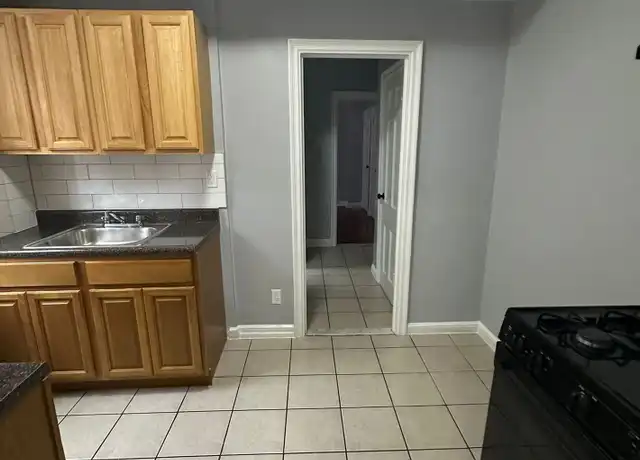 Property at 29 S Munn Ave Unit 1BR, East Orange, NJ, 07018, 1 bed, 1 bath, [object Object]
