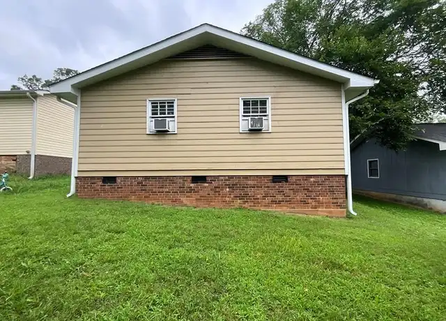 Property at 1001 S Josephine Boyd St, Greensboro, NC, 27403, 3 beds, 1.5 baths, [object Object]