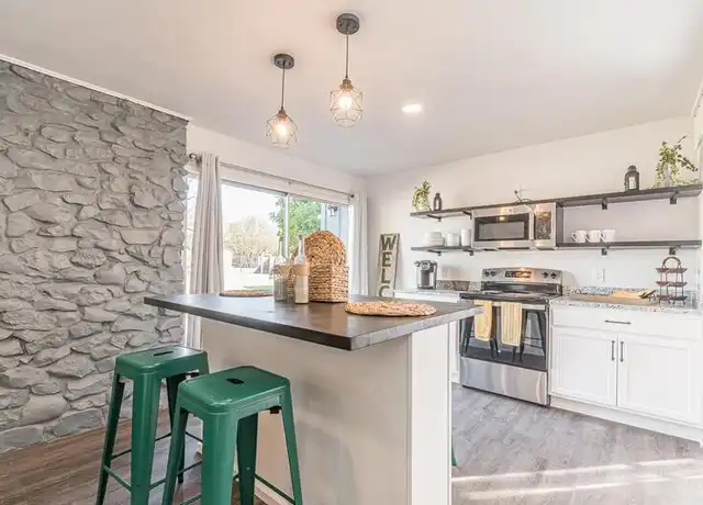 Property at 346 Natalen Ave Unit 1, San Antonio, TX, 78209, 2 beds, 1 bath, [object Object]
