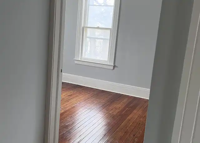 Property at 2 Archer St Unit UP, Rochester, NY, 14613, 1 bed, 1 bath, [object Object]
