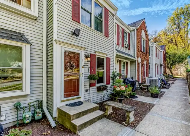 Property at 2 Colonial Ct, High Bridge, NJ, 08829, 2 beds, 1.5 baths, [object Object]