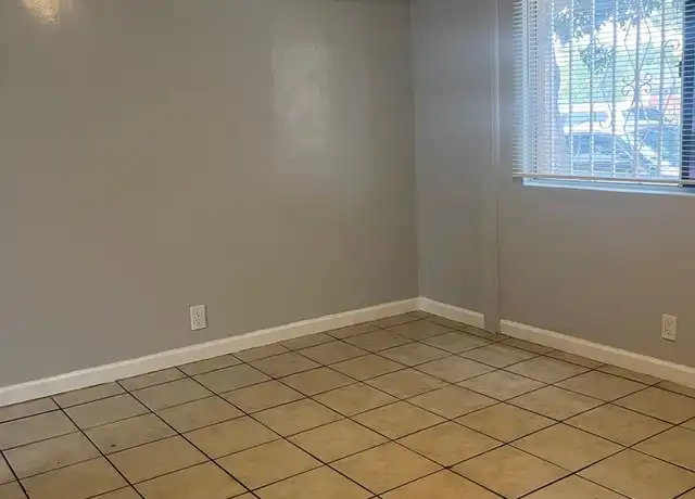Property at 703 1/2 W 92nd St Unit 703-1/2, Los Angeles, CA, 90044, 0 beds, 1 bath, [object Object]