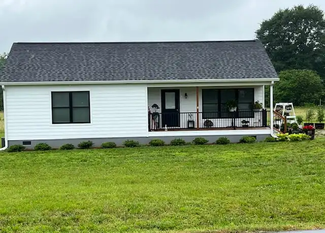 Property at 220 Hogan Rd, Cleveland, GA, 30528, 2 beds, 1 bath, [object Object]