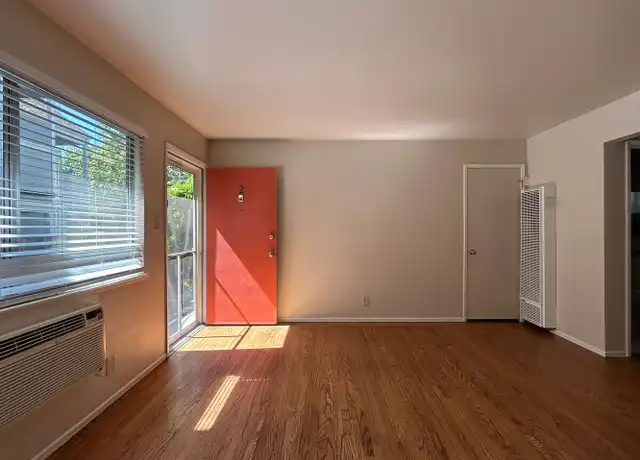 Property at 2321 G St Unit 2, Sacramento, CA, 95816, 1 bed, 1 bath, [object Object]
