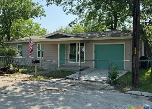 Property at 428 Aguila St, Seguin, TX, 78155, 3 beds, 1.5 baths, [object Object]