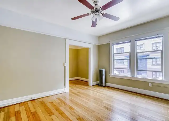 Property at Victorian Apartments - 1124 SW Columbia St, Portland, OR, 97201, 1-2 bed, 1 bath, [object Object]