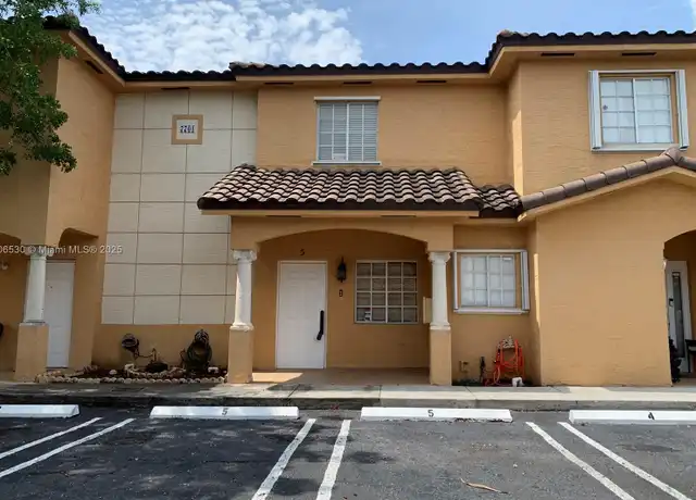 Property at 7701 W 36th Ave #5, Hialeah, FL, 33018, 2 beds, 2.5 baths, [object Object]