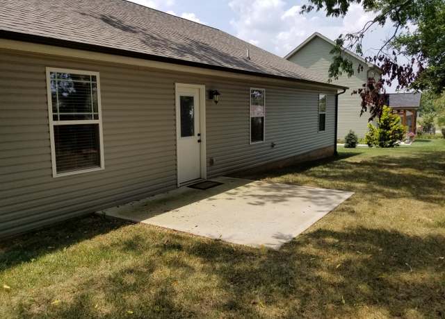 Photo of 218 Barberry Ct, Maryville, TN 37804