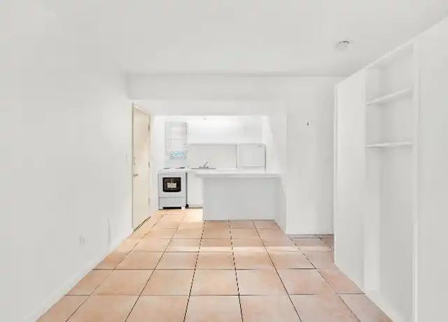 Property at 223 Antilla Ave, Coral Gables, FL, 33134, 1 bed, 1 bath, [object Object]