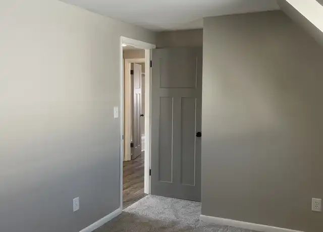 Property at 1906 S 9th St Unit Upper, Sheboygan, WI, 53081, 2 beds, 1 bath, [object Object]