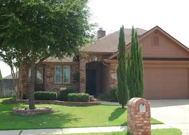 Property at 10332 Bear Creek Trl, Fort Worth, TX, 76244, 3 beds, 2.5 baths, [object Object]