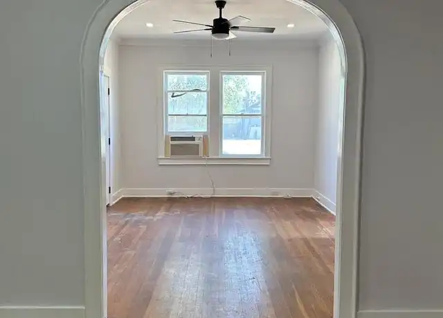 Property at 603 W Summit Ave Unit 2, San Antonio, TX, 78212, 2 beds, 1 bath, [object Object]