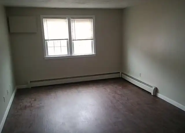 Property at 365 Elm St Unit 15, Gardner, MA, 01440, 1 bed, 1 bath, [object Object]