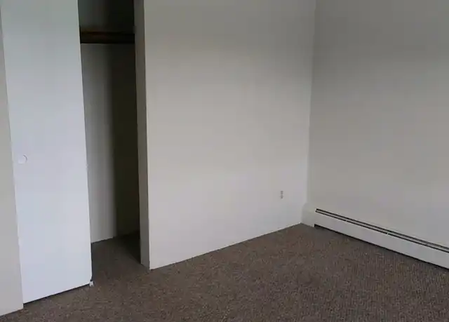 Property at 365 Elm St Unit 15, Gardner, MA, 01440, 1 bed, 1 bath, [object Object]