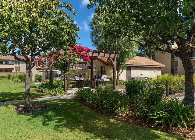 Photo of 645 Lantana St, Camarillo, CA 93010