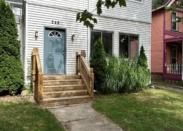Property at 248 Pearl St Unit Upper, Rochester, NY, 14607, 3 beds, 1 bath, [object Object]