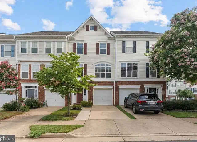 Property at 8110 Rainwater Cir, Manassas, VA, 20111, 3 beds, 2.5 baths, [object Object]