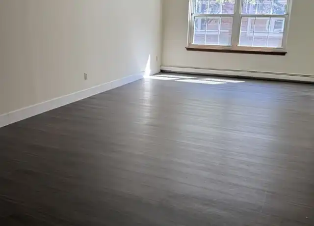 Property at 4333 N Oakland Ave Unit 111, Shorewood, WI, 53211, 2 beds, 1.5 baths, [object Object]