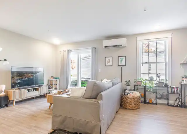 Property at 18 Camden St Unit 7-Unit 702, Scarborough, ME, 04074, 1 bed, 1 bath, [object Object]