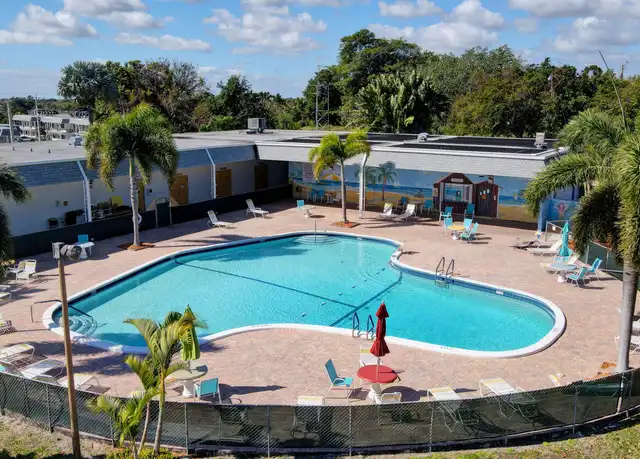 Property at 3000 Lake Osborne Dr #208, Lake Worth Beach, FL, 33461, 1 bed, 1 bath, [object Object]