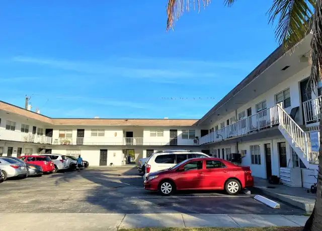 Property at 915 S 21st Ave Unit A12, Hollywood, FL, 33020, 2 beds, 1 bath, [object Object]