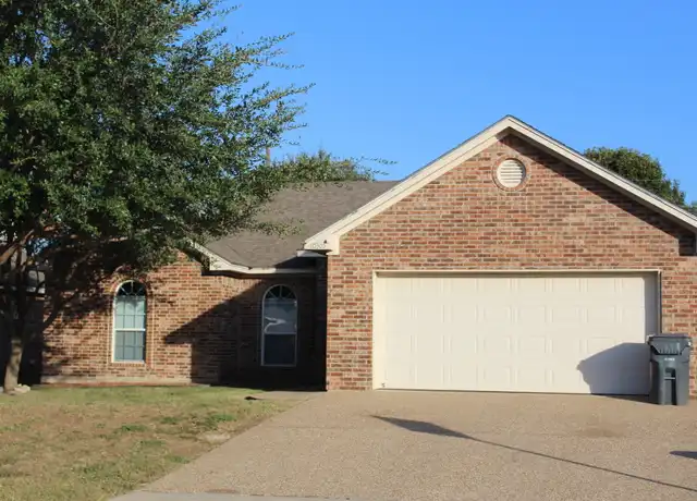 Property at 10305 Peony Ln, Waco, TX, 76708, 4 beds, 2 baths, [object Object]