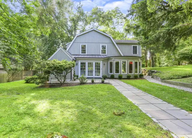 Property at 112 Hillspoint Rd, Westport, CT, 06880, 4 beds, 3.5 baths, [object Object]