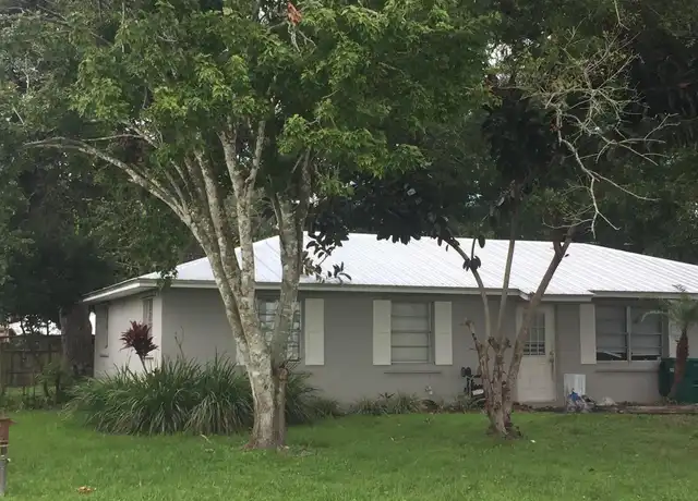 Property at 481 SE 36th Ter, Okeechobee, FL, 34974, 3 beds, 1 bath, [object Object]