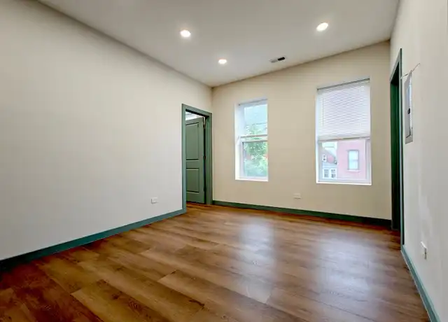 Property at 1001 W 31st St Unit 1 (C), Chicago, IL, 60608, 1 bed, 1 bath, [object Object]