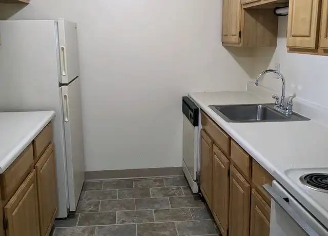 Property at 10 Woodstock Gdns Unit 10, Batavia, NY, 14020, 2 beds, 1 bath, [object Object]