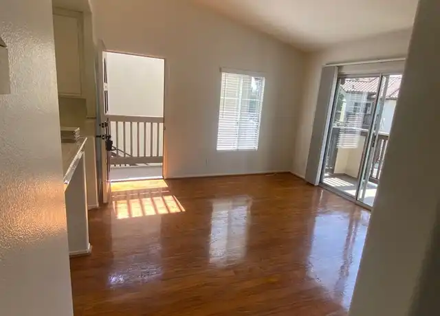 Property at 2960 Champion Way #2505, Tustin, CA, 92782, 1 bed, 1 bath, [object Object]