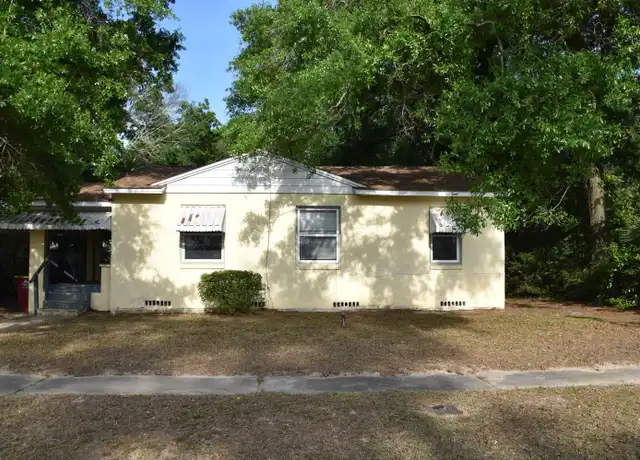 Property at 326 Dixie St, Crestview, FL, 32536, 4 beds, 1.5 baths, [object Object]