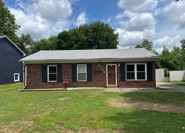 Property at 9705 Turnpike View Dr, Louisville, KY, 40229, 3 beds, 1 bath, [object Object]