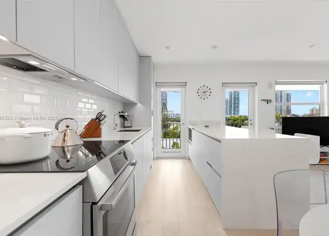 Property at 363 Washington Ave #63, Miami Beach, FL, 33139, 1 bed, 1 bath, [object Object]