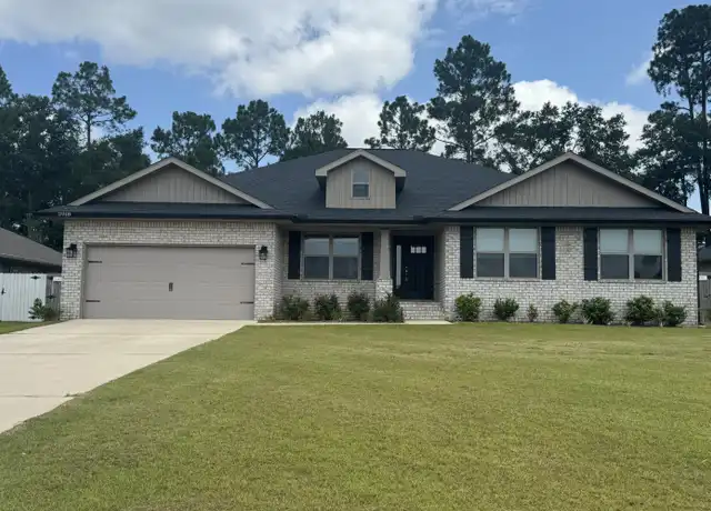 Property at 2018 Broad St, Crestview, FL, 32536, 4 beds, 3 baths, [object Object]