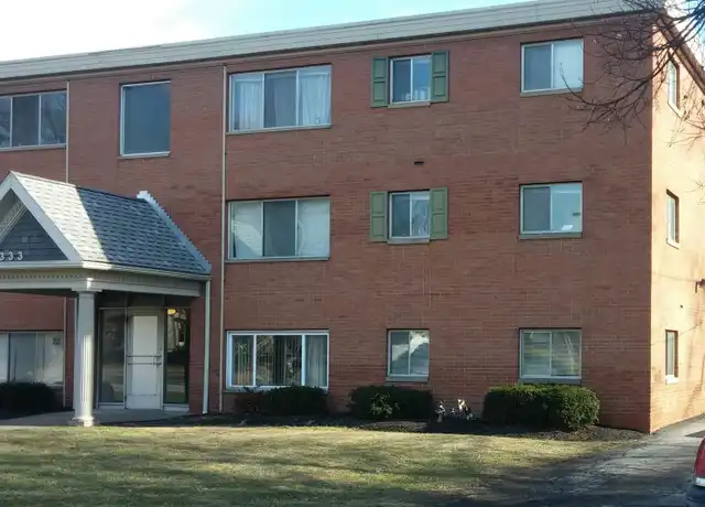 Property at 333 Washington Ave Unit 206, Elyria, OH, 44035, 2 beds, 1 bath, [object Object]