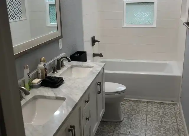 Property at 1102 Viking Dr, Port Orange, FL, 32129, 4 beds, 2 baths, [object Object]