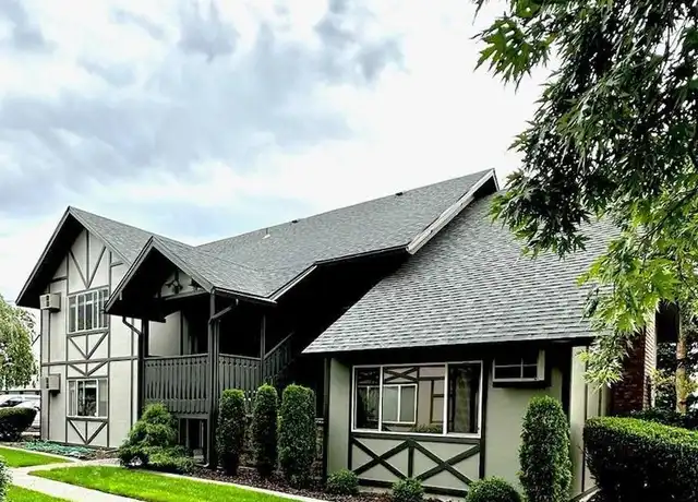Property at 102 E Weile Ave, Spokane, WA, 99208, 2 beds, 1 bath, [object Object]