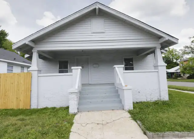 Property at 340 S 11th St, Gadsden, AL, 35901, 3 beds, 2 baths, [object Object]