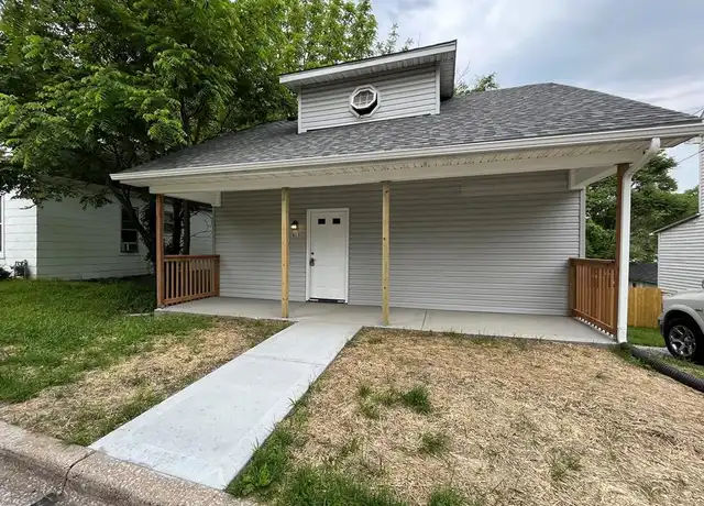 Property at 815 N Keebler Ave, Collinsville, IL, 62234, 3 beds, 1 bath, [object Object]