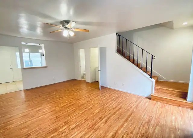 Property at 13952 Moorpark St Unit 03705, Sherman Oaks, CA, 91423, 2 beds, 2.5 baths, [object Object]