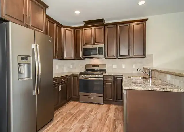 Property at Elizabeth Square - 737 N Broad St, Elizabeth, NJ, 07208, 1 bed, 1 bath, [object Object]