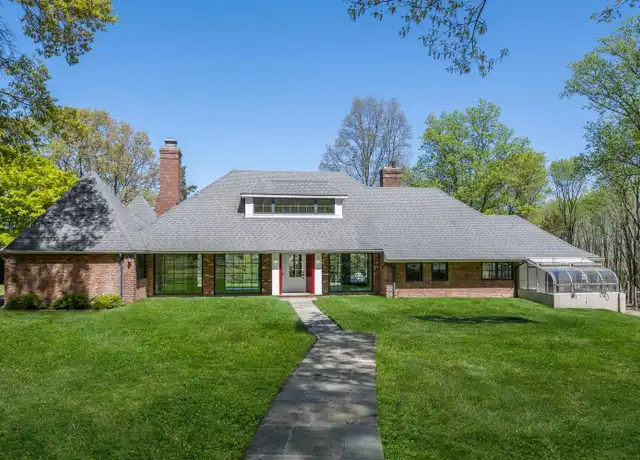 Property at 214 Centre Island Rd, Oyster Bay, NY, 11771, 4 beds, 2.5 baths, [object Object]