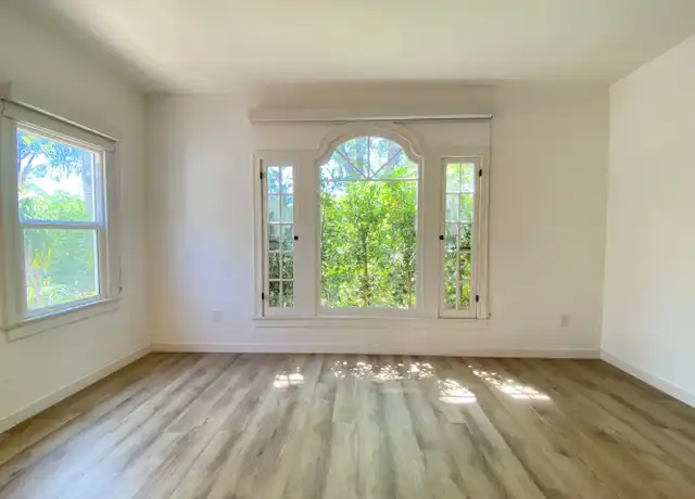 Property at Savanna 7th Avenue - 2204 7th Ave, Los Angeles, CA, 90018, 1-2 bed, 1-2 bath, [object Object]