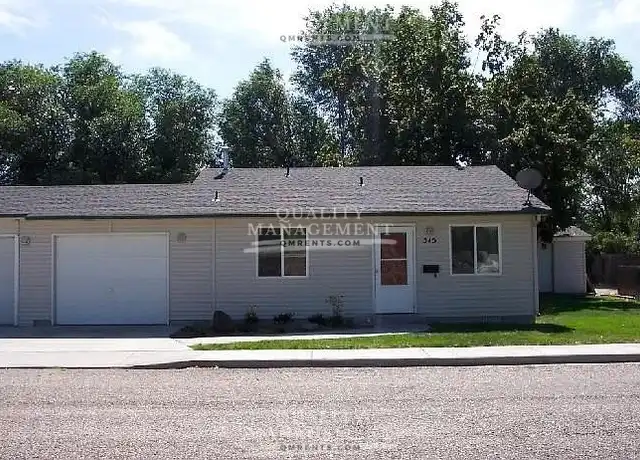 Property at 315 E Sherman Ave, Nampa, ID, 83686, 2 beds, 1 bath, [object Object]